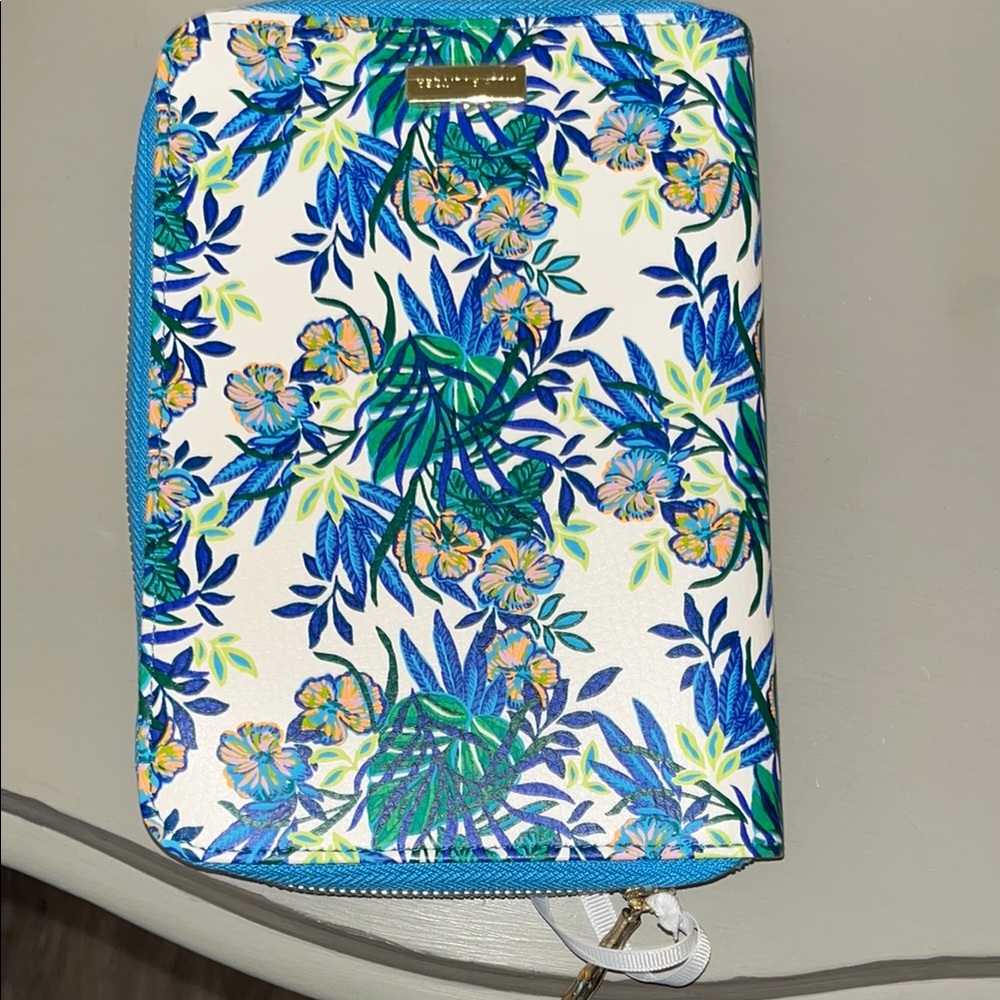 Lilly Pulitzer jewelry folio, Floral Blue and Green Accessory